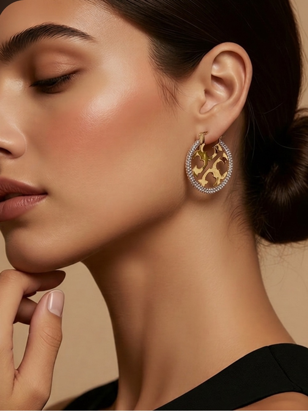 ❌PRICE DROP ❌Tori Burch Miller Small Hoop Gold /Crystal Earrings.